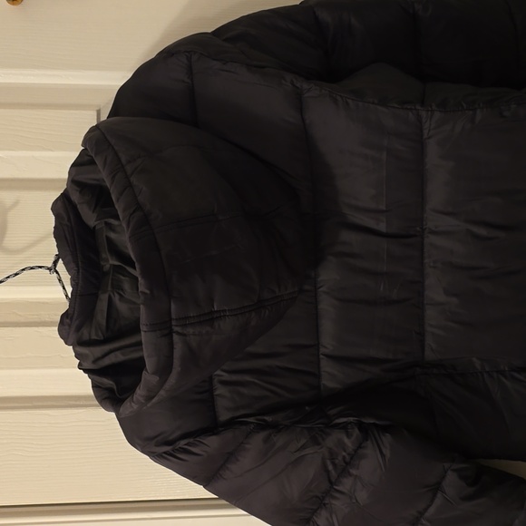 ST. JOHN'S BAY WOMEN'S BLACK HOODED ZIPPERED COAT SIZE LARGE - Picture 7 of 15